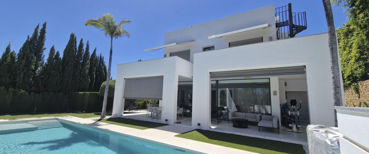 Resale - Villa - Marbella - Nueva Andalucía