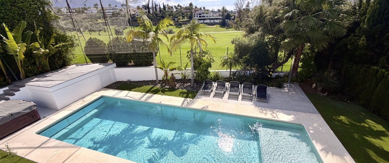 Resale - Villa - Marbella - Nueva Andalucía