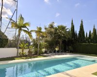 Resale - Villa - Marbella - Nueva Andalucía