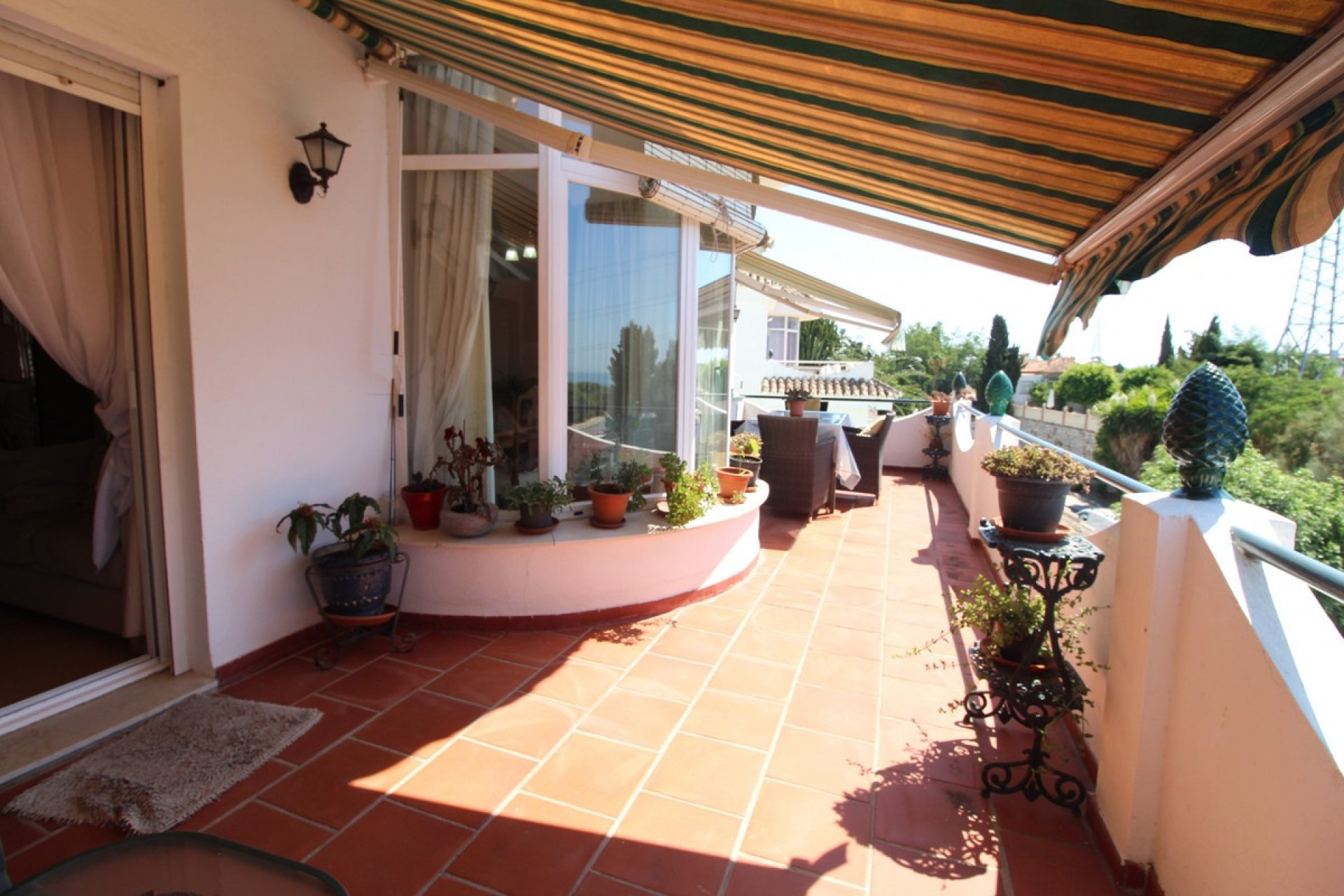 Resale - Villa - Marbella - Nueva Andalucía