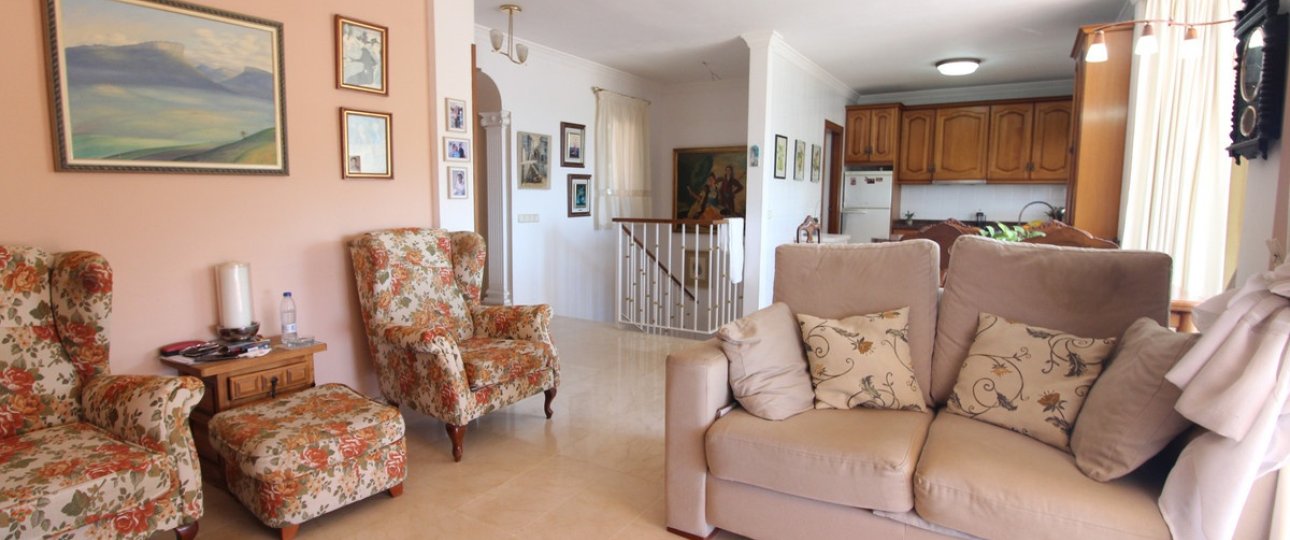 Resale - Villa - Marbella - Nueva Andalucía
