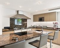 Resale - Villa - Marbella - Nueva Andalucía