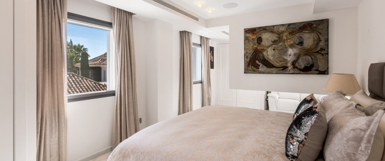 Resale - Villa - Marbella - Nueva Andalucía