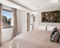 Resale - Villa - Marbella - Nueva Andalucía