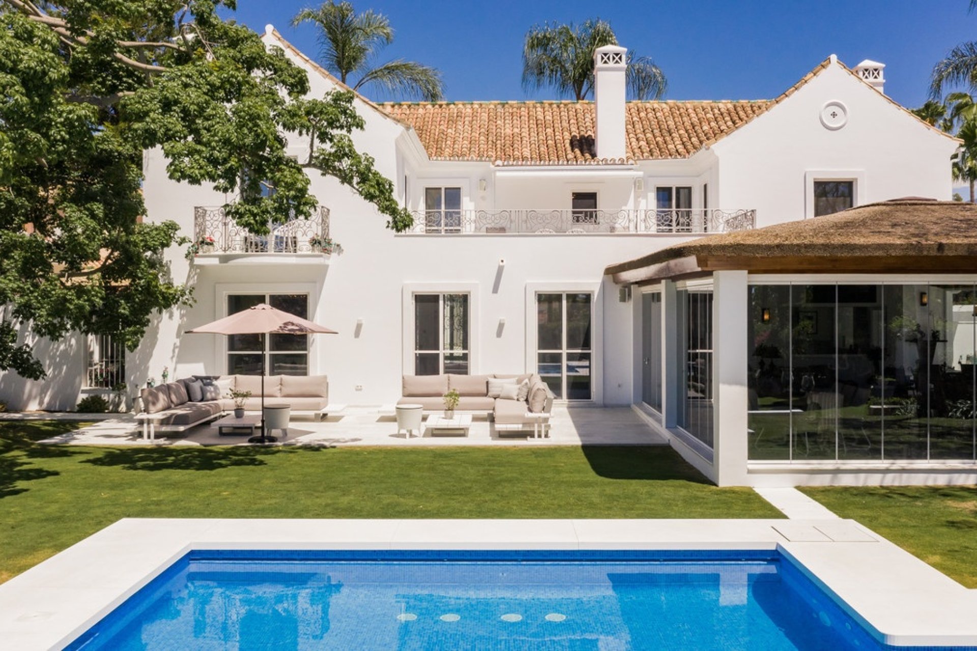 Resale - Villa - Marbella - Nueva Andalucía
