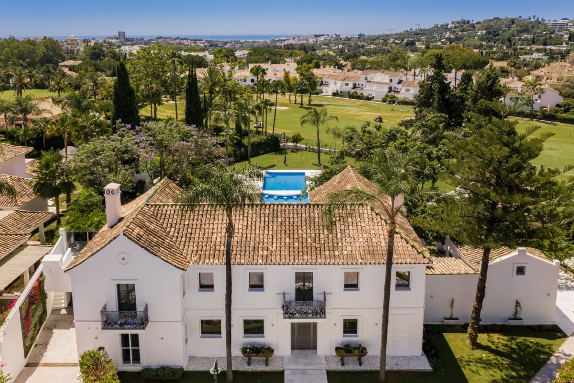 Resale - Villa - Marbella - Nueva Andalucía