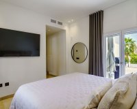 Resale - Villa - Marbella - Nueva Andalucía