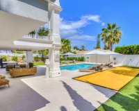 Resale - Villa - Marbella - Nueva Andalucía