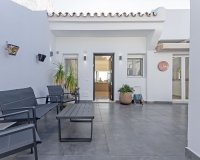 Resale - Villa - Marbella - Nueva Andalucía