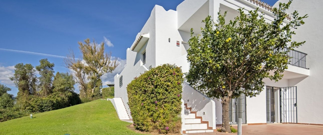 Resale - Villa - Marbella - Nueva Andalucía