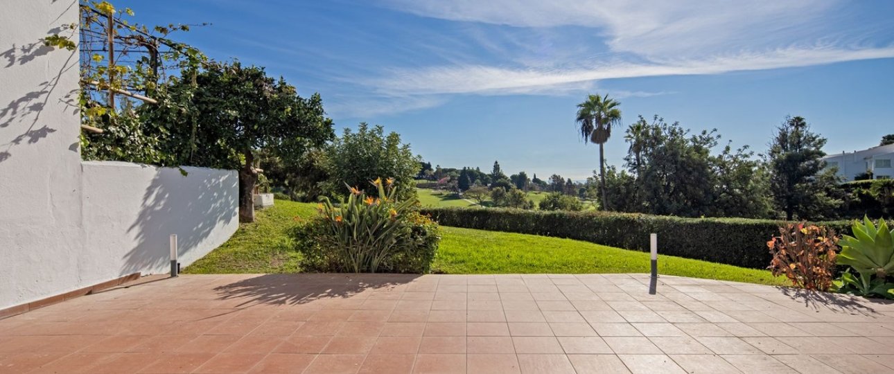 Resale - Villa - Marbella - Nueva Andalucía