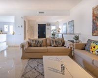Resale - Villa - Marbella - Nueva Andalucía
