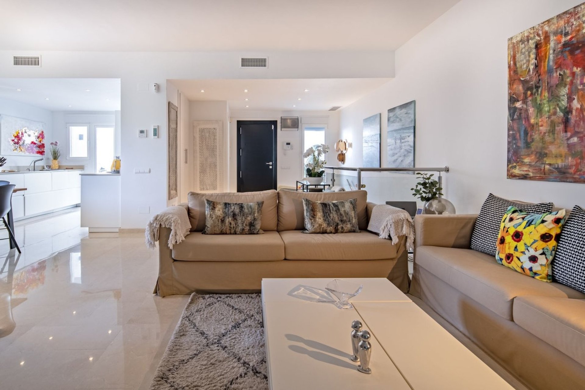 Resale - Villa - Marbella - Nueva Andalucía