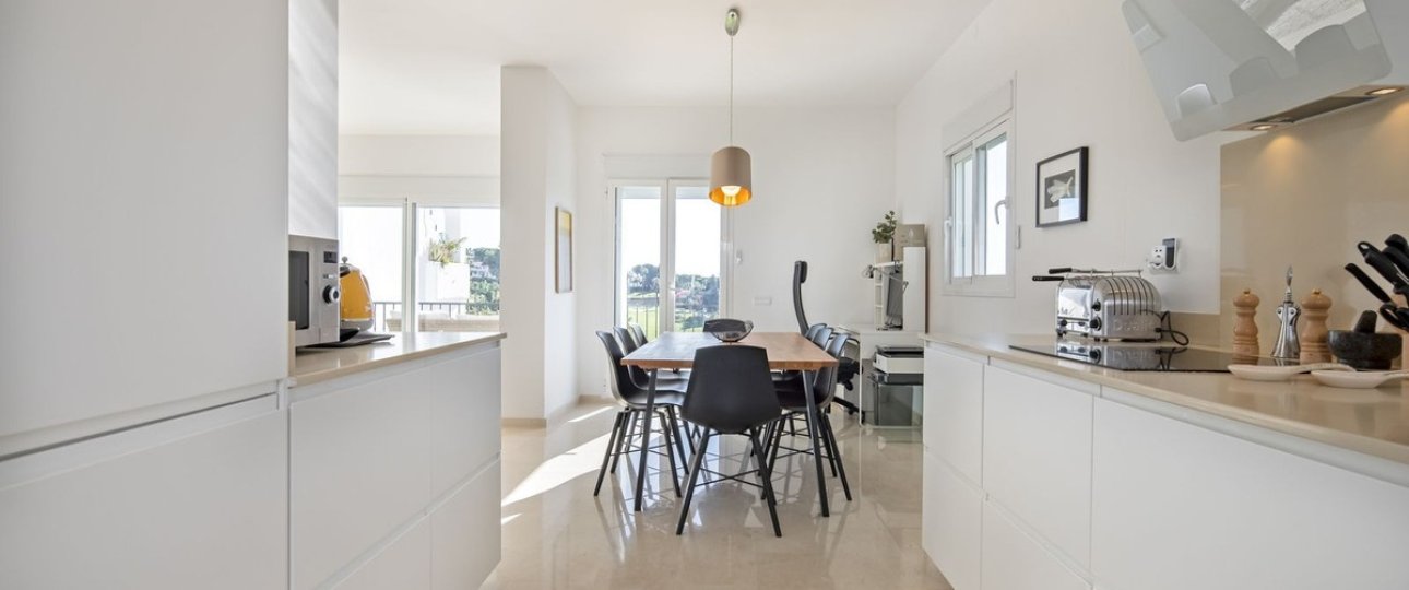 Resale - Villa - Marbella - Nueva Andalucía