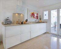 Resale - Villa - Marbella - Nueva Andalucía