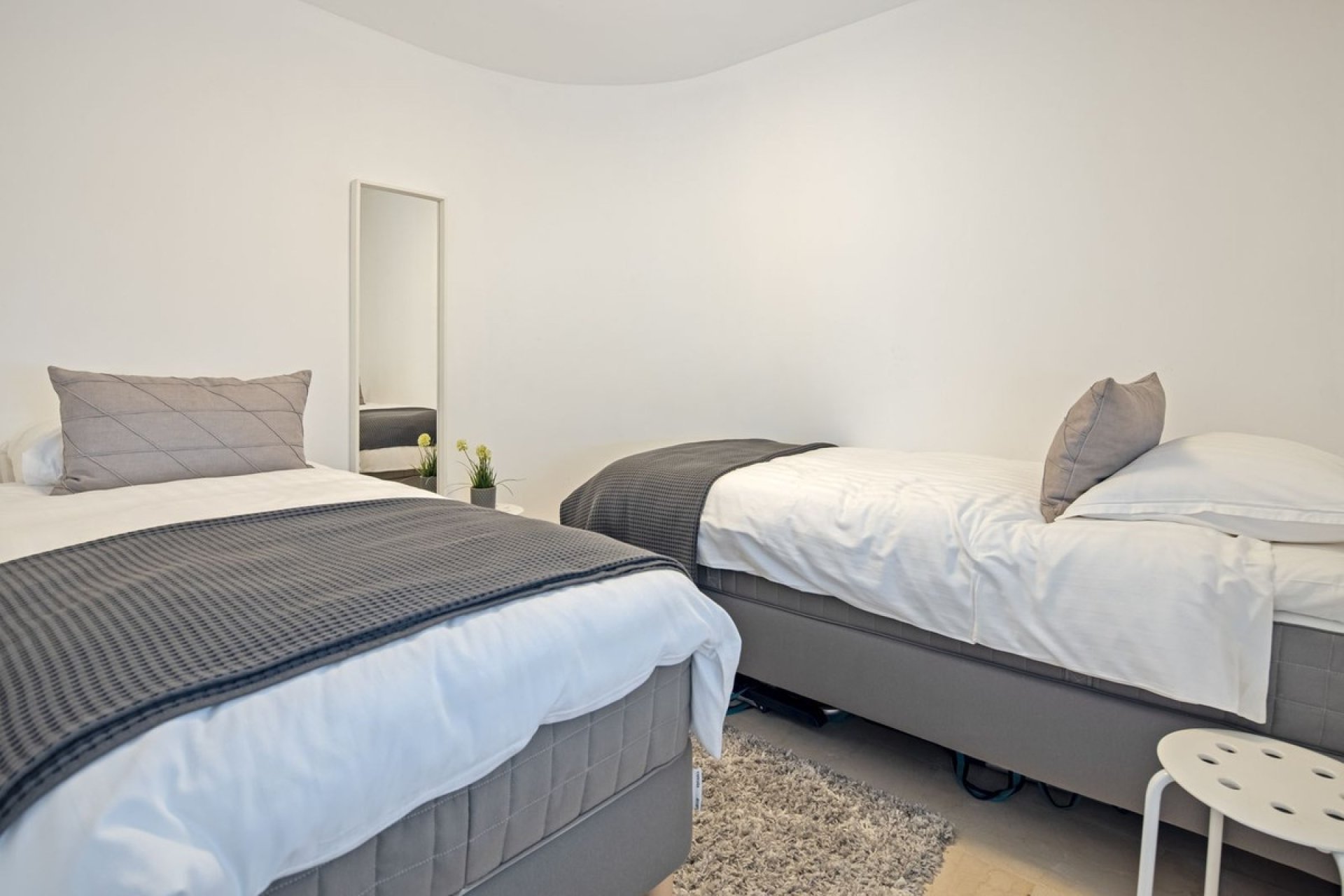 Resale - Villa - Marbella - Nueva Andalucía