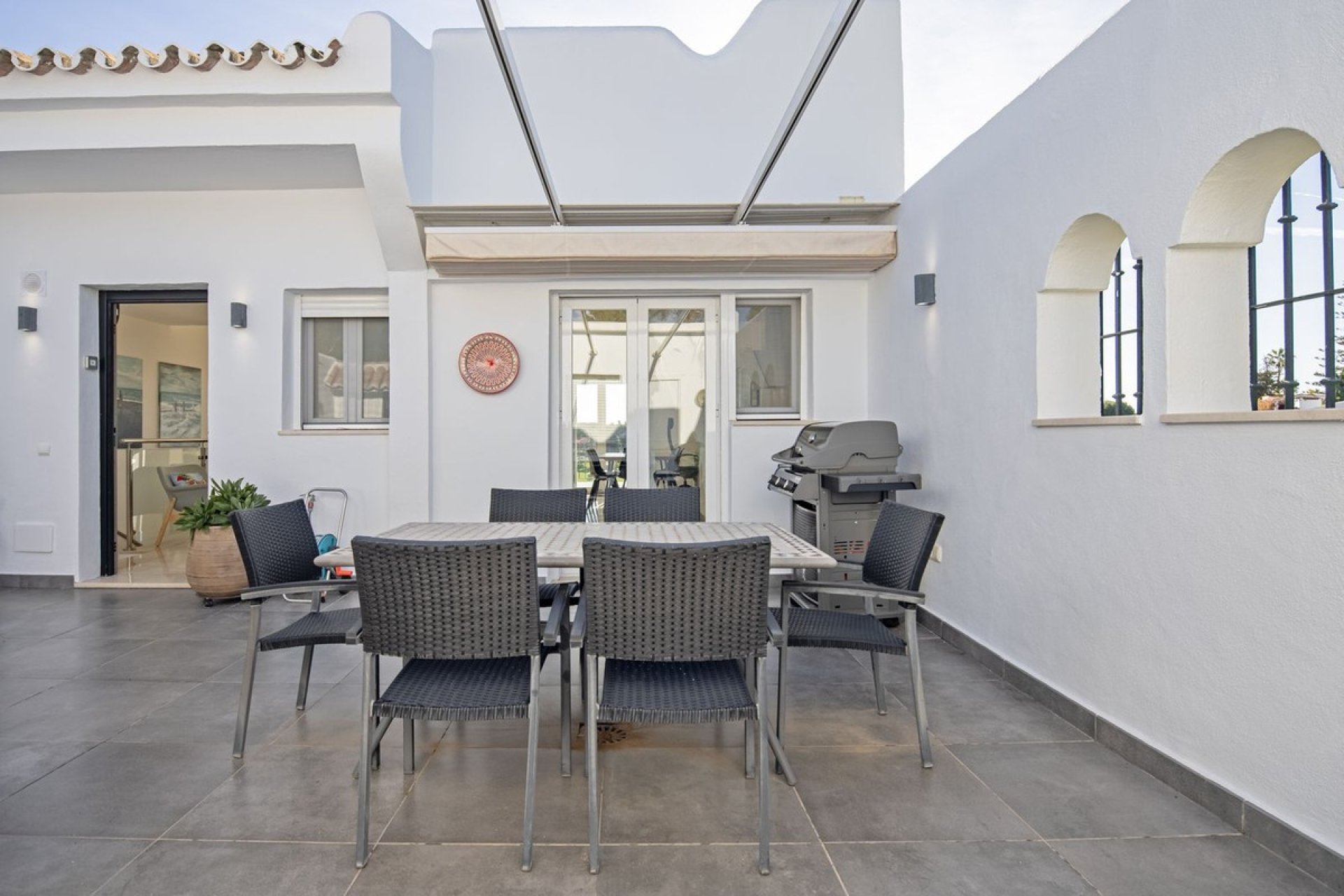 Resale - Villa - Marbella - Nueva Andalucía