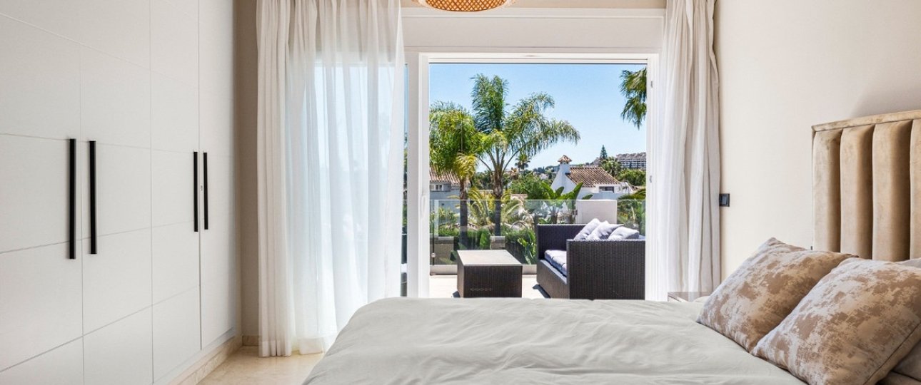 Resale - Villa - Marbella - Nueva Andalucía