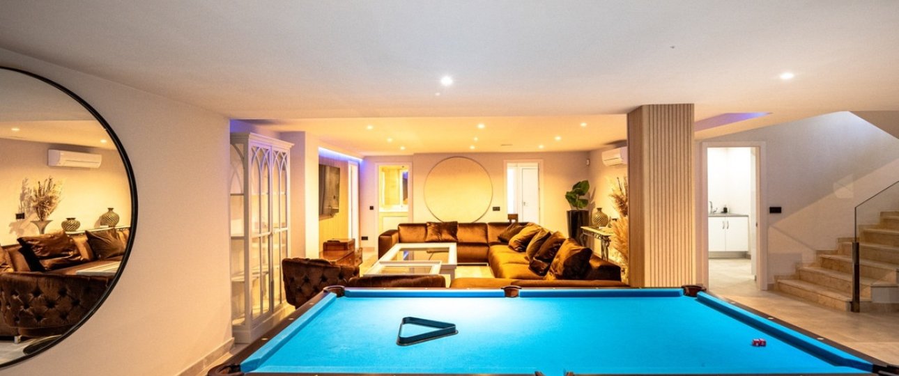 Resale - Villa - Marbella - Nueva Andalucía