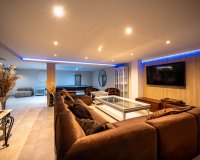 Resale - Villa - Marbella - Nueva Andalucía