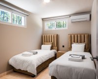 Resale - Villa - Marbella - Nueva Andalucía