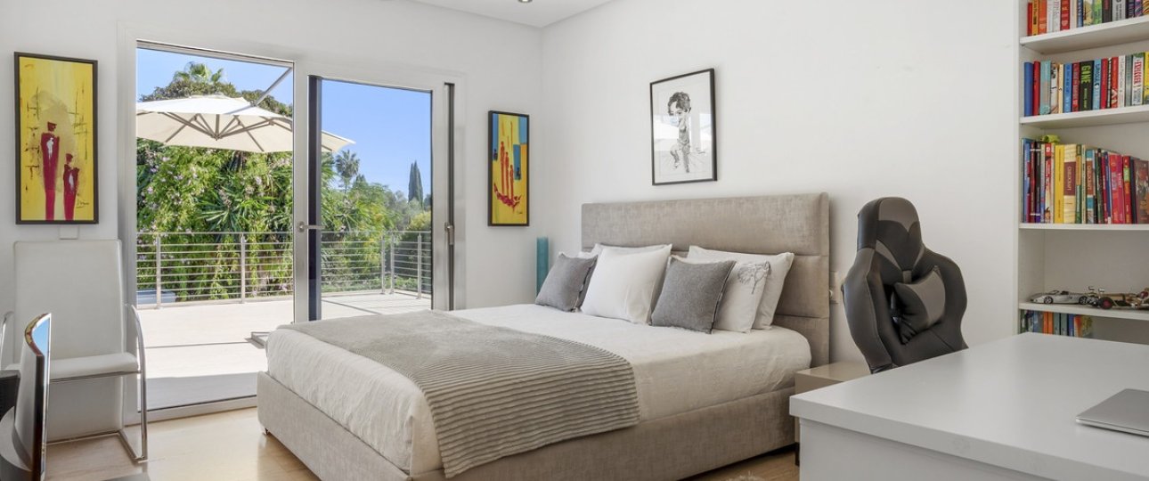 Resale - Villa - Marbella - Nueva Andalucía