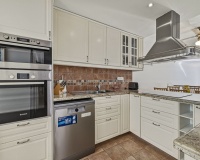 Resale - Villa - Marbella - Nueva Andalucía