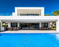 Resale - Villa - Marbella - Nueva Andalucía