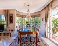 Resale - Villa - Marbella - Nueva Andalucía