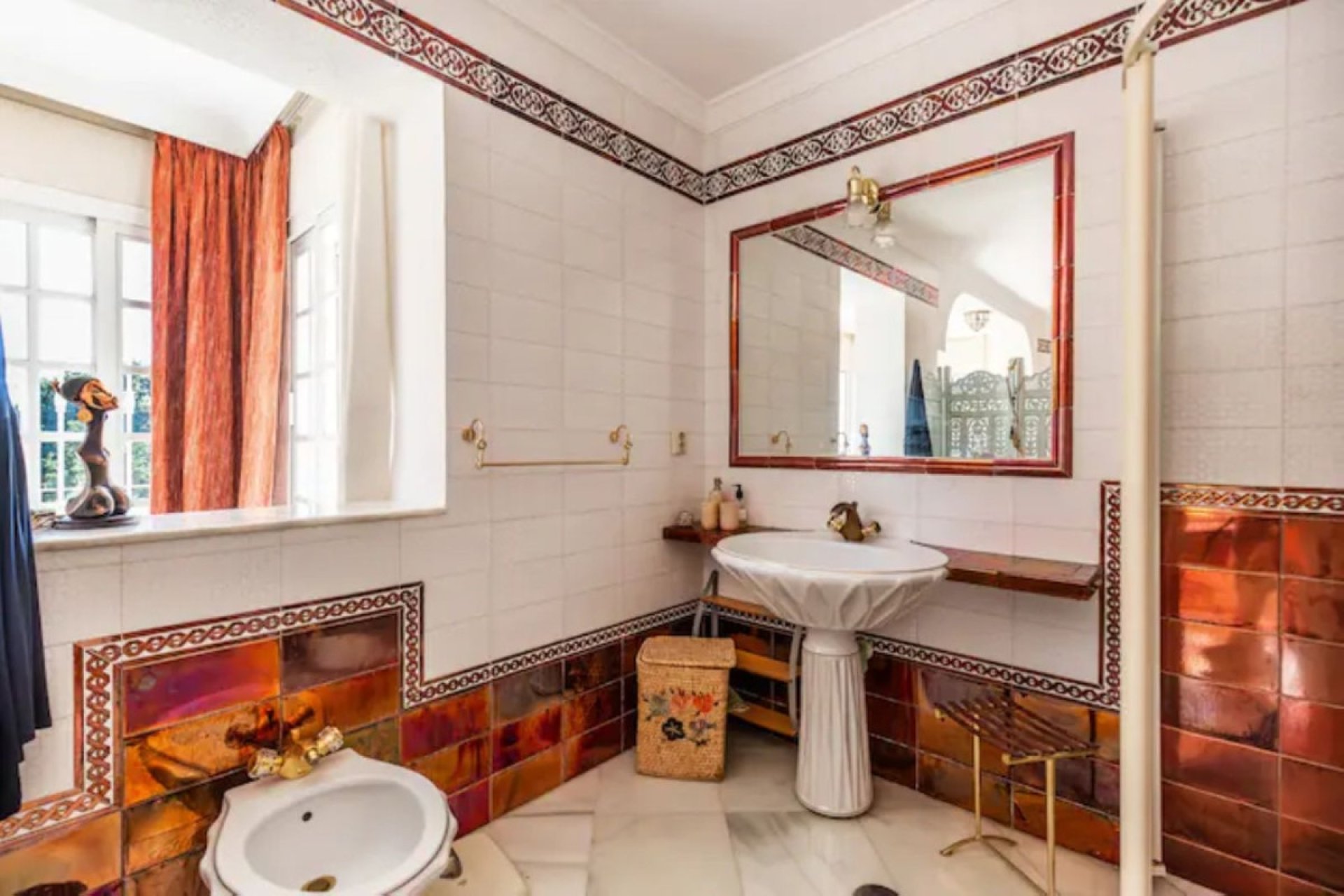 Resale - Villa - Marbella - Nueva Andalucía
