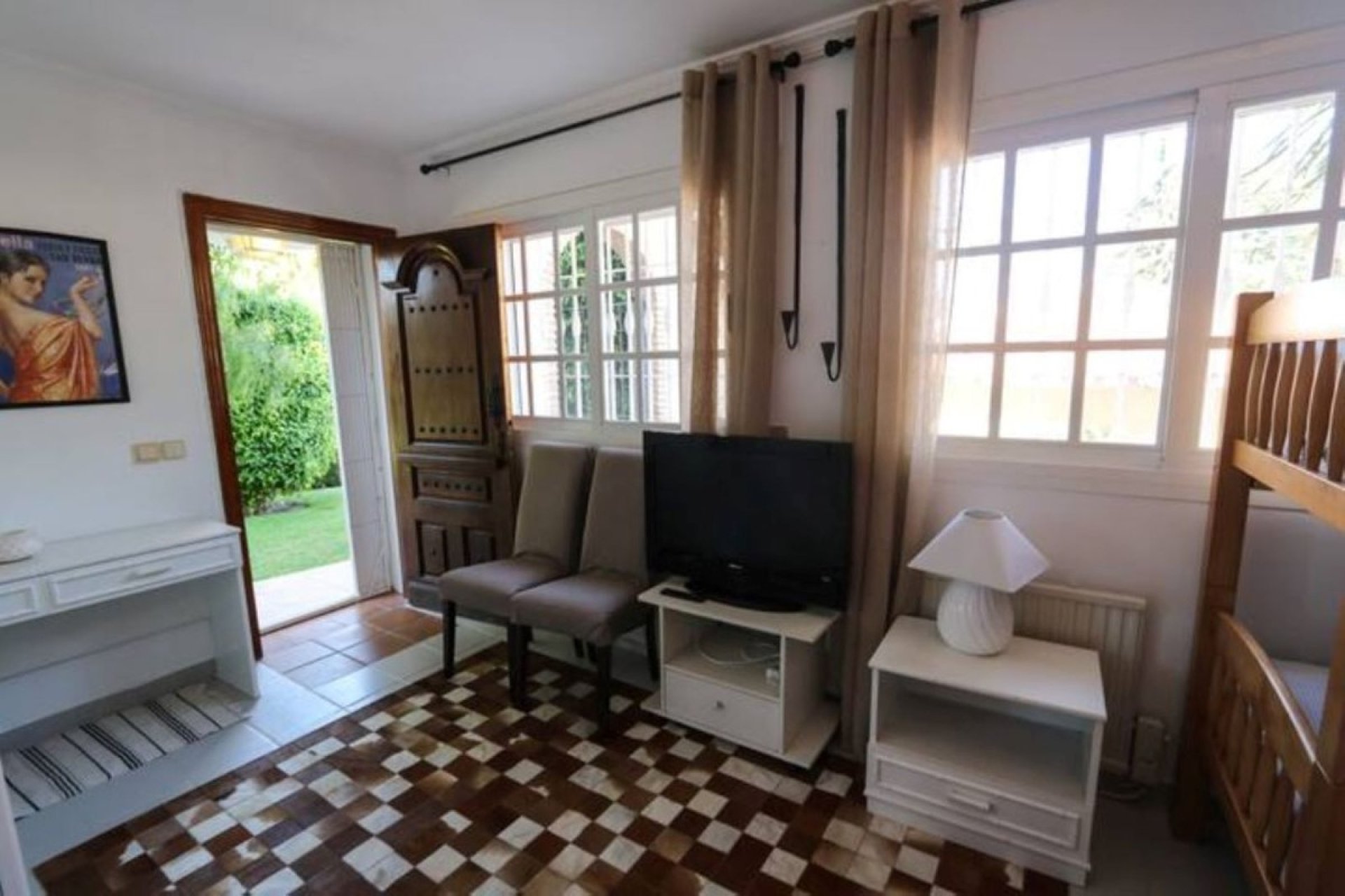Resale - Villa - Marbella - Nueva Andalucía