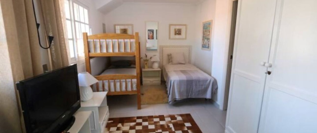 Resale - Villa - Marbella - Nueva Andalucía