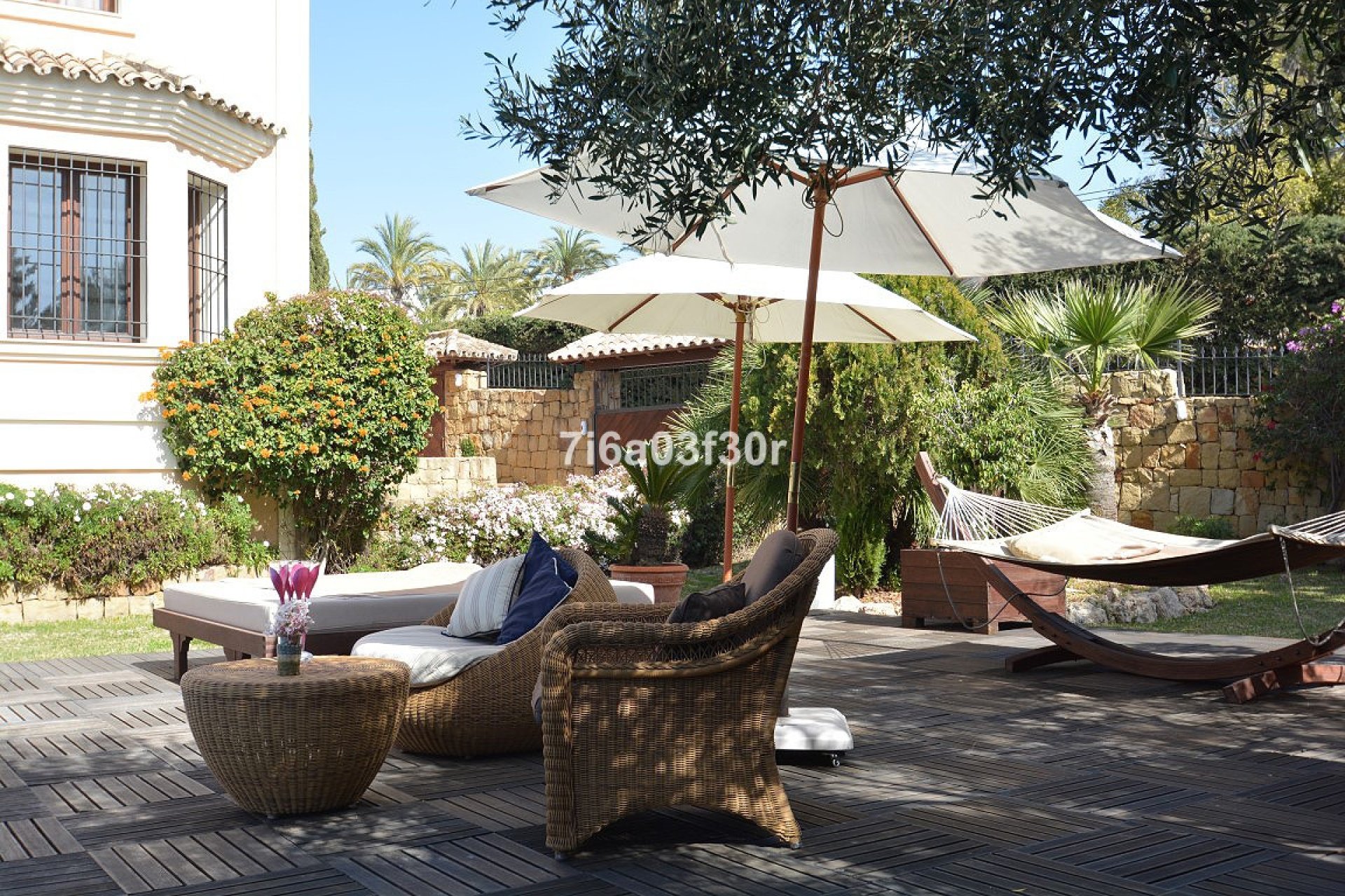 Resale - Villa - Marbella - Nueva Andalucía