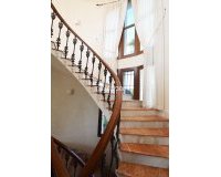 Resale - Villa - Marbella - Nueva Andalucía