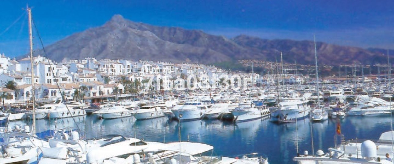 Resale - Villa - Marbella - Nueva Andalucía