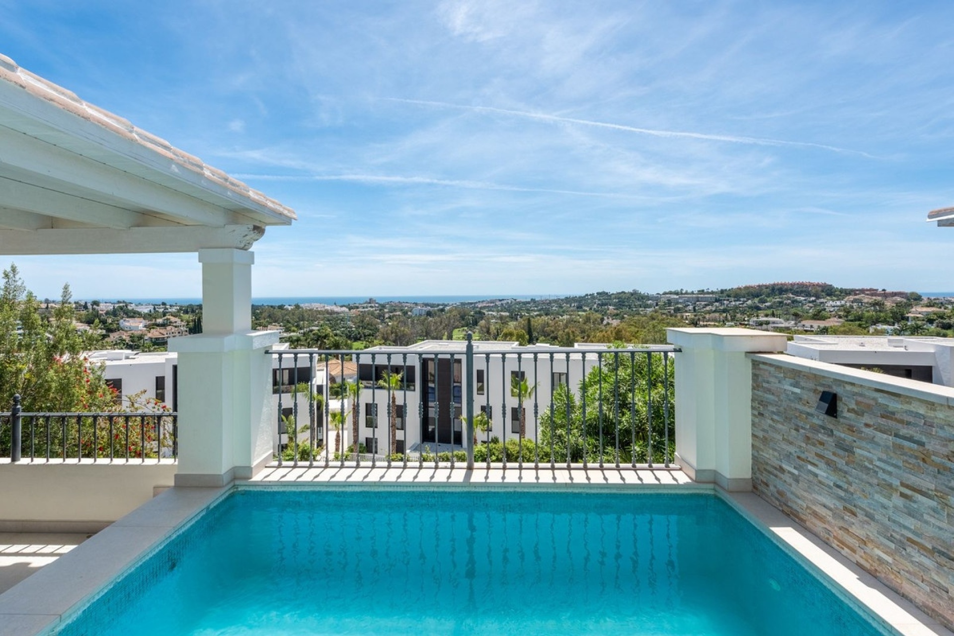 Resale - Villa - Marbella - Nueva Andalucía