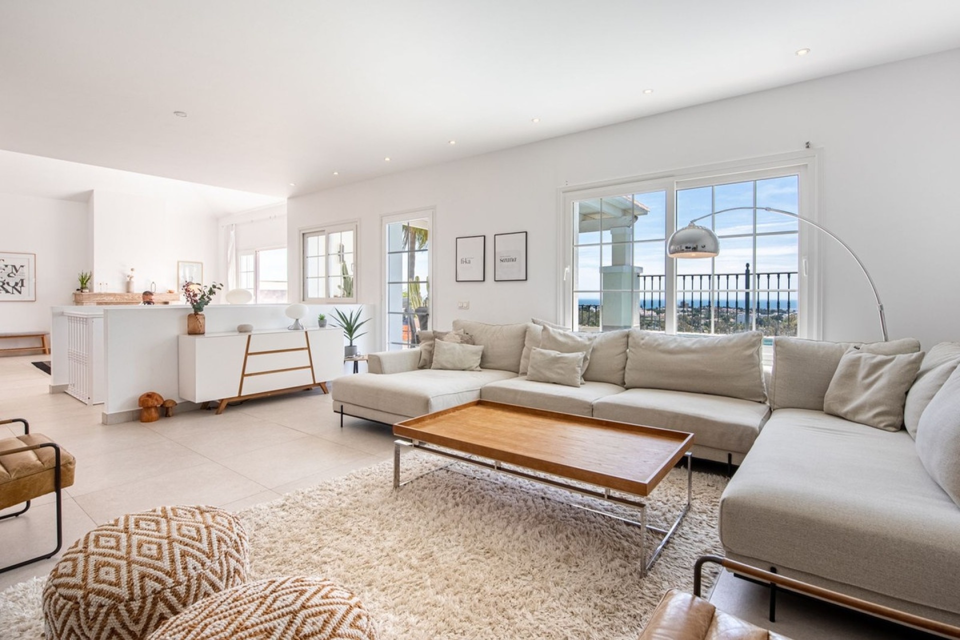 Resale - Villa - Marbella - Nueva Andalucía