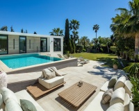 Resale - Villa - Marbella - Nueva Andalucía