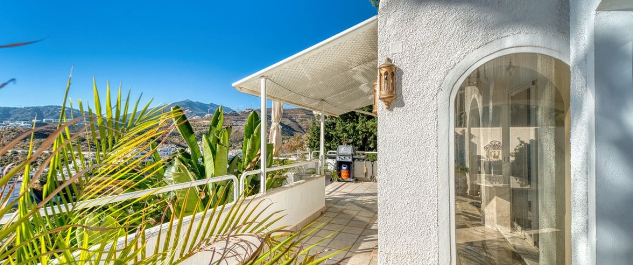 Resale - Villa - Marbella - Nueva Andalucía