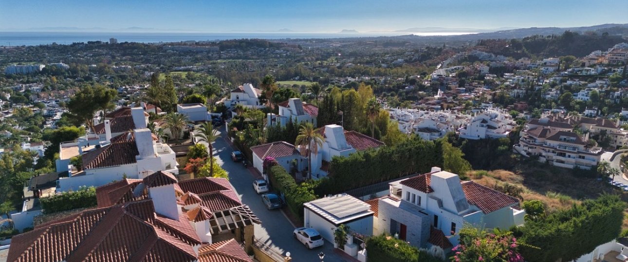 Resale - Villa - Marbella - Nueva Andalucía