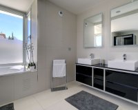 Resale - Villa - Marbella - Nueva Andalucía