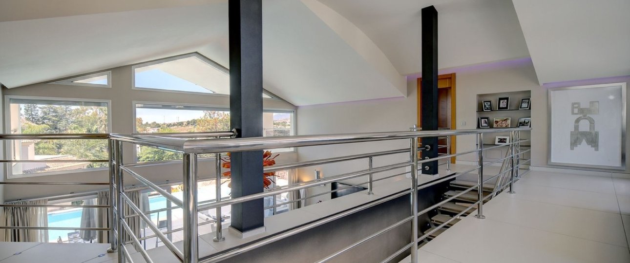 Resale - Villa - Marbella - Nueva Andalucía
