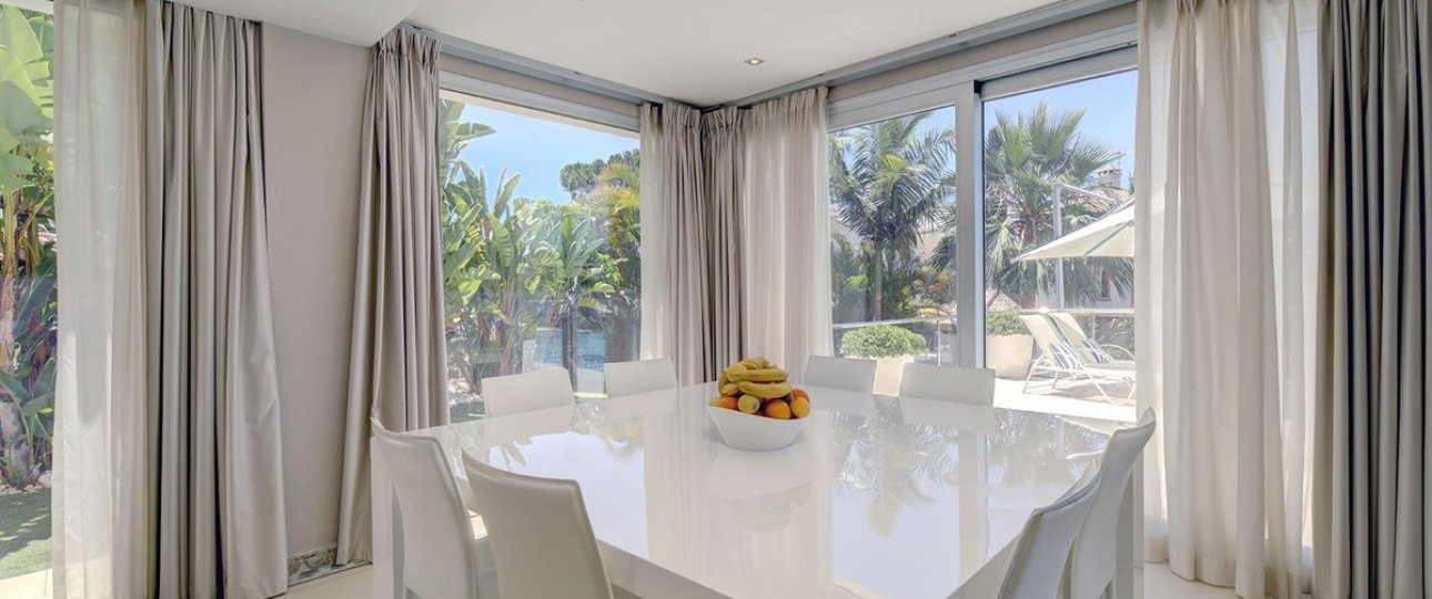 Resale - Villa - Marbella - Nueva Andalucía