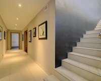Resale - Villa - Marbella - Nueva Andalucía