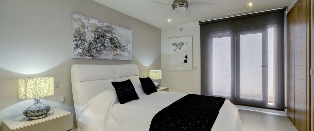 Resale - Villa - Marbella - Nueva Andalucía