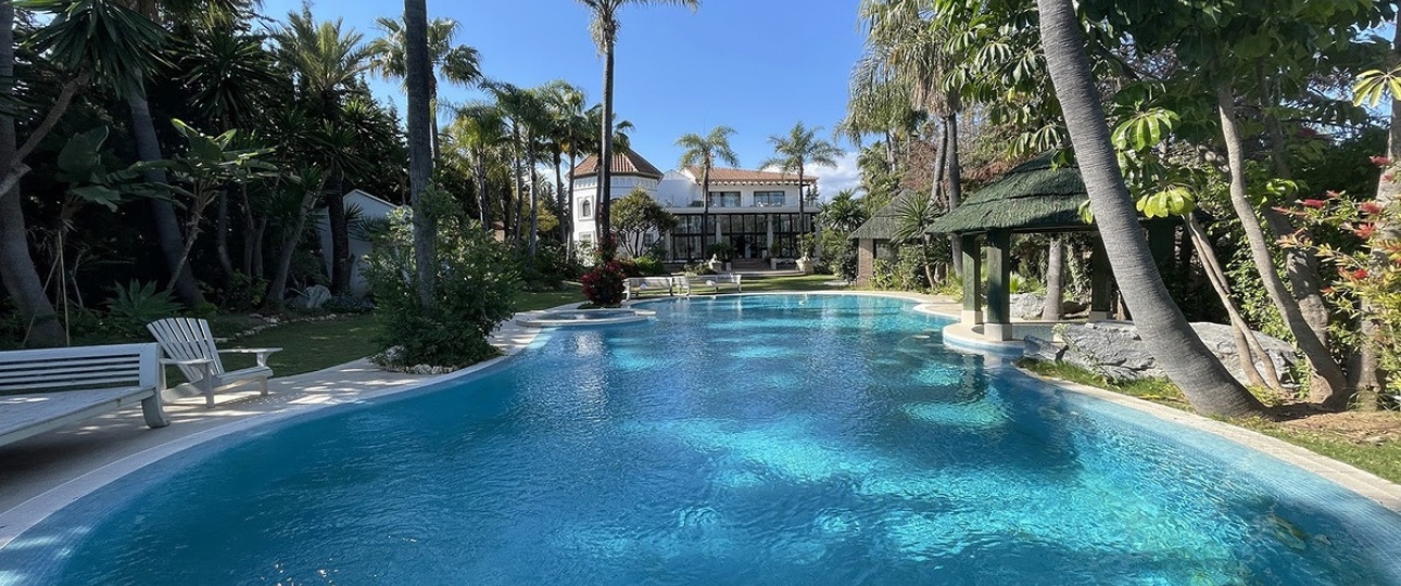 Resale - Villa - Marbella - Nueva Andalucía