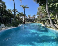 Resale - Villa - Marbella - Nueva Andalucía