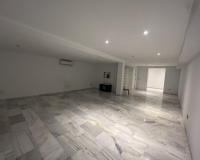 Resale - Villa - Marbella - Nueva Andalucía