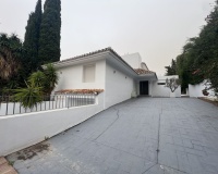 Resale - Villa - Marbella - Nueva Andalucía