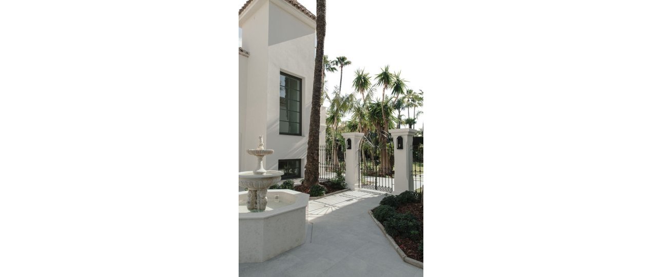 Resale - Villa - Marbella - Nueva Andalucía